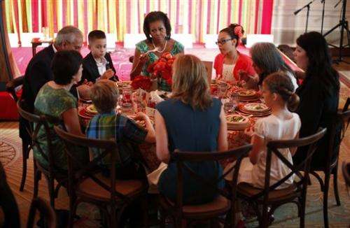 Michelle Obama challenges kids with lunch contest