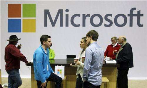 Microsoft's Outlook takes aim at Google's Gmail
