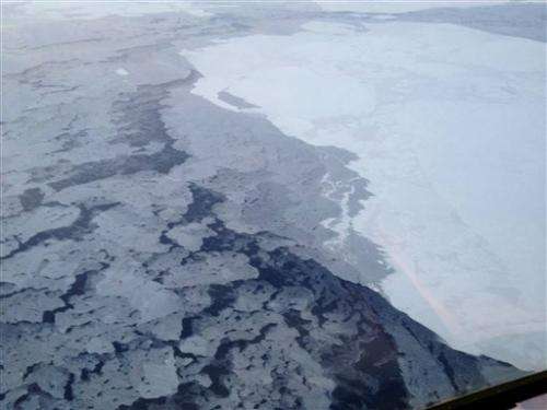 Mild 2013 cuts Arctic a break, warming woes remain