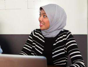 Mānoa: Study finds Muslim women wearing headscarfs face job discrimination