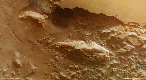 Mystery mounds on Mars