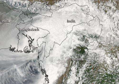 NASA sees heavy rainfall as Cyclone Mahasen made landfall