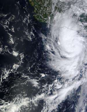 NASA sees major Hurricane Raymond lashing western Mexico