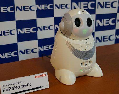NEC introduces the PaPeRo petit robot
