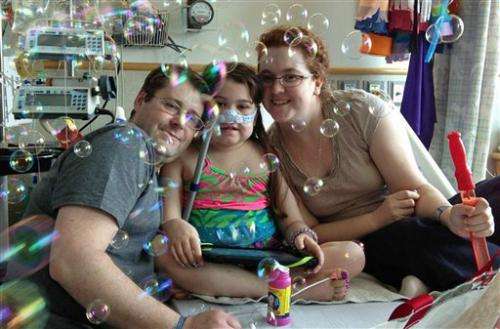 Pa. girl to leave hospital after lung transplants