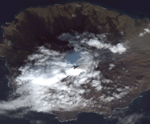 Scientists monitoring, providing alerts on Pavlof and Cleveland volcanoes