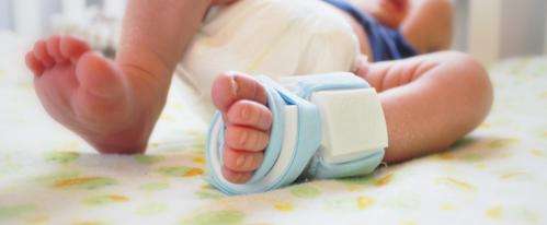 Smart sock for baby monitoring in funding campaign