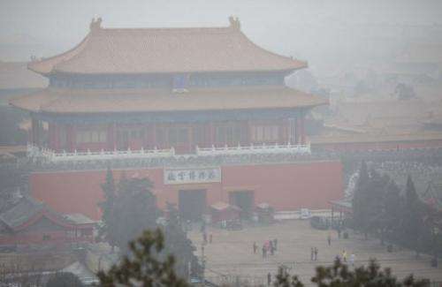 Smog envelops the Forbidden City in Beijing on January 30, 2013
