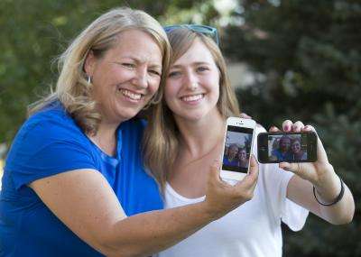 Social parenting: Teens feel closer to parents when they connect online