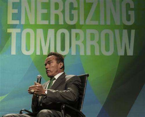 Solar, geothermal projects touted at Vegas summit