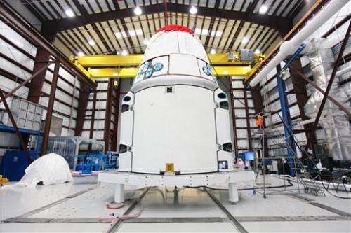 SpaceX rocket poised for flight to space station