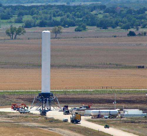 Straight up: SpaceX's Grasshopper rocket gains height and precision  (w/ Video)