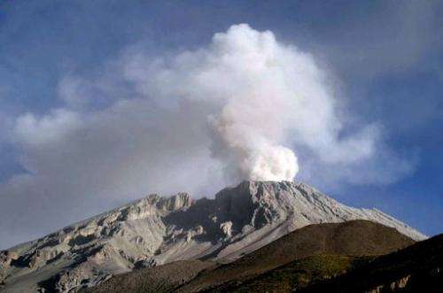 The Ubinas volcano in Moquegua, some 1000 km south of Lima, on April 20, 2006