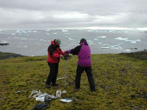 Antarctic moss lives after 1,500+ years under ice