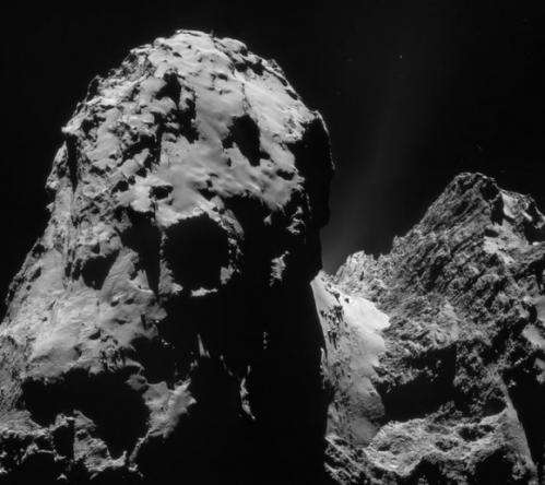 A Stunning Look at the Cliffs of Comet 67P/Churyumov-Gerasimenko