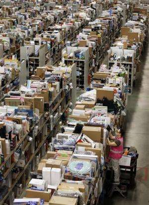 Cyber Monday shoppers give retailers sales bump