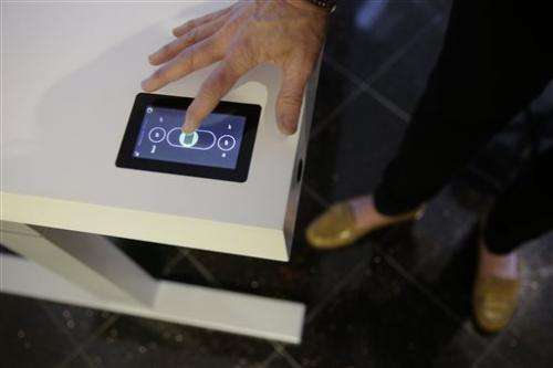 Gadget Watch: The desk that tells you to stand up