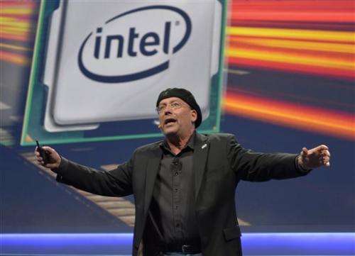 Intel posts lower 1Q net income, higher revenue