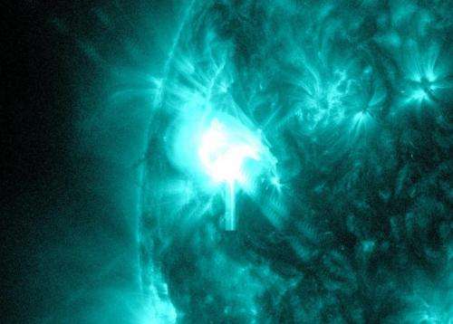 Mid-level solar flare erupts from the sun