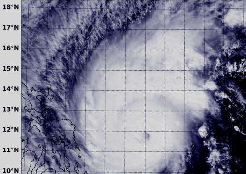 NASA analyzes Super Typhoon Hagupit's rains and wind on Philippine approach