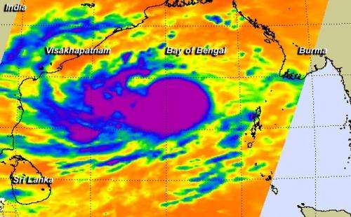 NASA sees intensifying Tropical Cyclone Hudhud headed for landfall in India