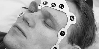 New EEG electrode set for fast and easy measurement of brain function abnormalities
