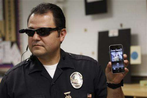 Officers' body cameras raise privacy concerns