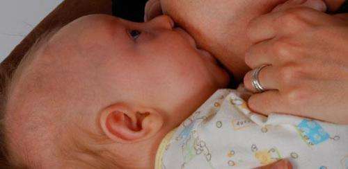 Breastfeeding linked to lower risk of postnatal depression