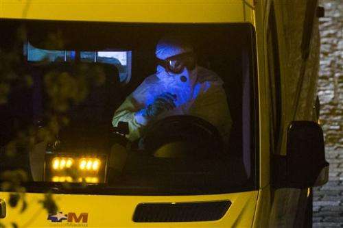 Ebola in Spain raises questions about protection