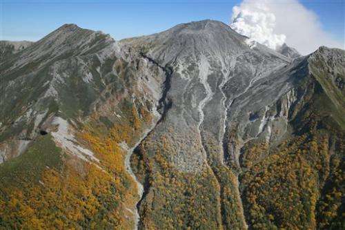 New tremors raise concern at Japan's Mount Ontake