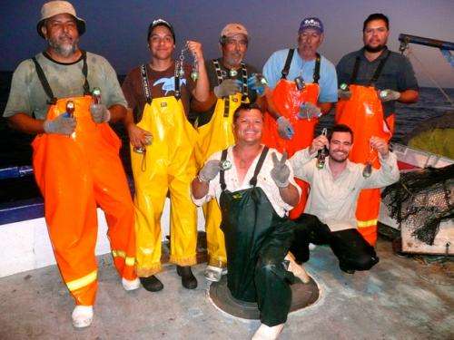 Protecting endangered sea turtles and the local fishing industry