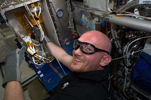 Researching the physics of cooling liquid metals adds levity to Space Station