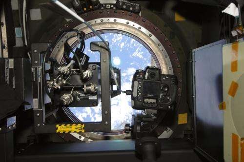 Students see world from station crew’s point of view