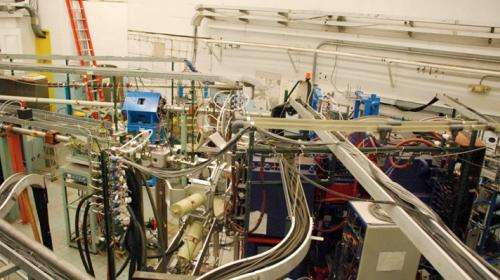 Yale prepares for atom smasher’s farewell, sets stage for new physics era