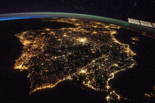 Space Station sharper images of Earth at night crowdsourced for science