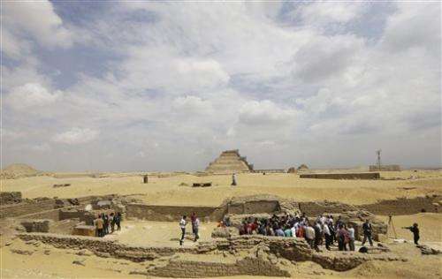 Tomb dating back to 1100 B.C. found in Egypt