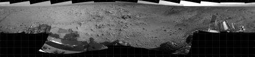 NASA Mars rover Curiosity nears mountain-base outcrop