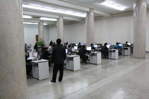 File photo shows students using computers at the Grand People's Study House near Kim Il-Sung Square in Pyongyang, capital of Nor
