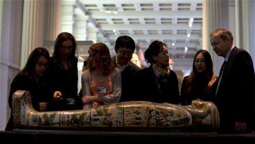 New technology unwraps mummies' ancient mysteries