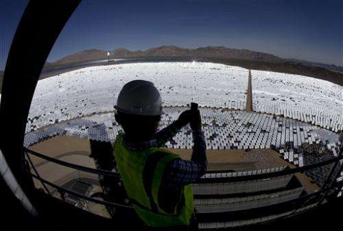 Huge thermal plant opens as solar industry grows