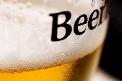 Improving the taste of alcohol-free beer with aromas from the regular beer