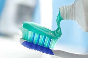 Antibacterial agent boosts toothpaste effectiveness