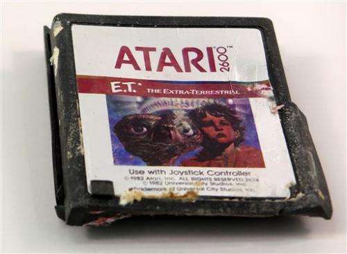 Atari's 'E.T.' game joins Smithsonian collection