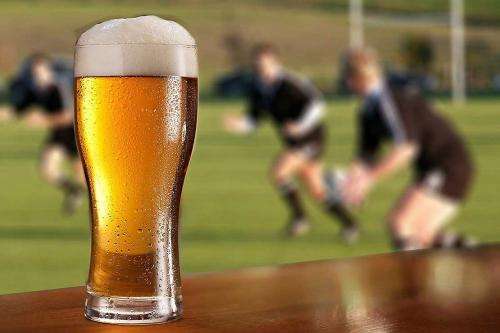 Does binge drinking affect rugby performance?