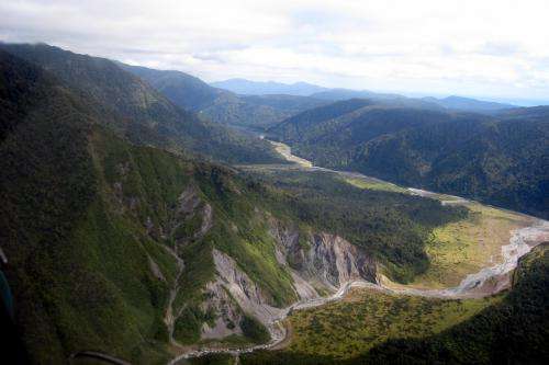 Drilling into an active earthquake fault in New Zealand