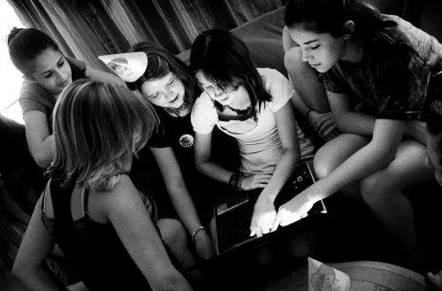 Girls more prone to social networking depression