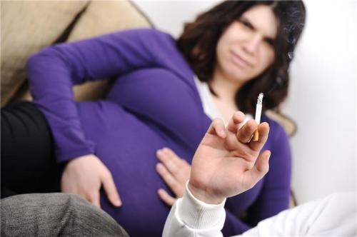 Half of pregnant women are passive smokers, due to their partners