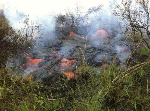Hawaii lava on course to hit gas station, stores