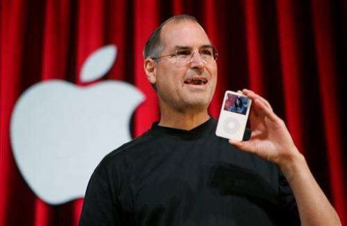 In emails, Jobs determined to keep iPod Apple-only