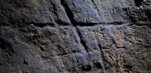 Is that rock hashtag really the first evidence of Neanderthal art?